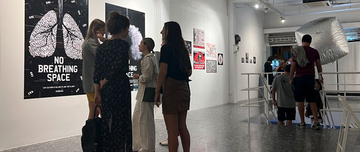 Flood tide of resistance exhibition