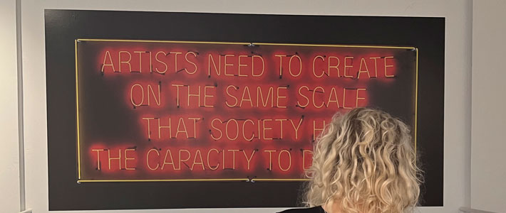 Flood tide of resistance exhibition