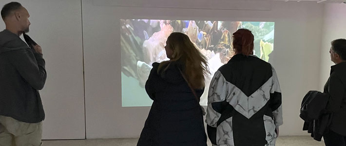 Money ruins and the sea